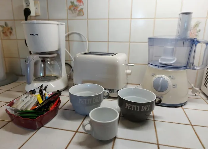 La Boutruchere * La Baconniere